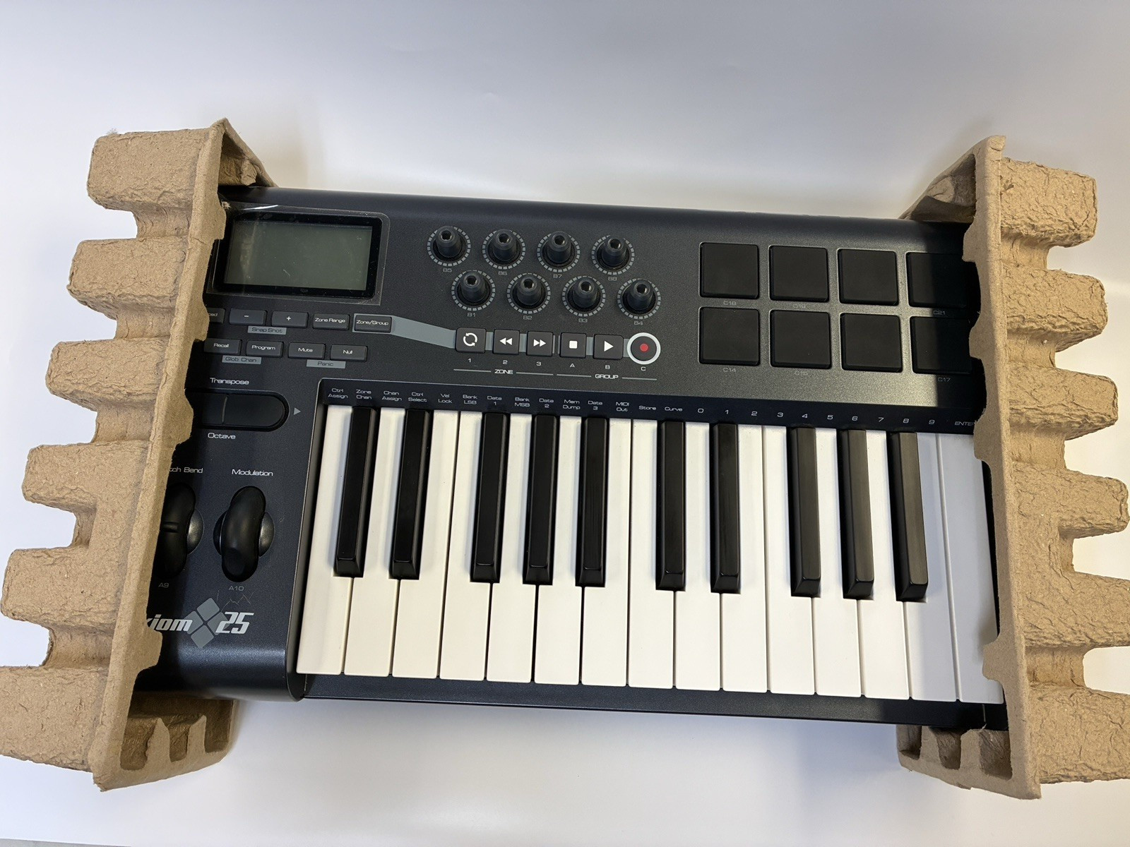 Axiom 25 key MIDI controller