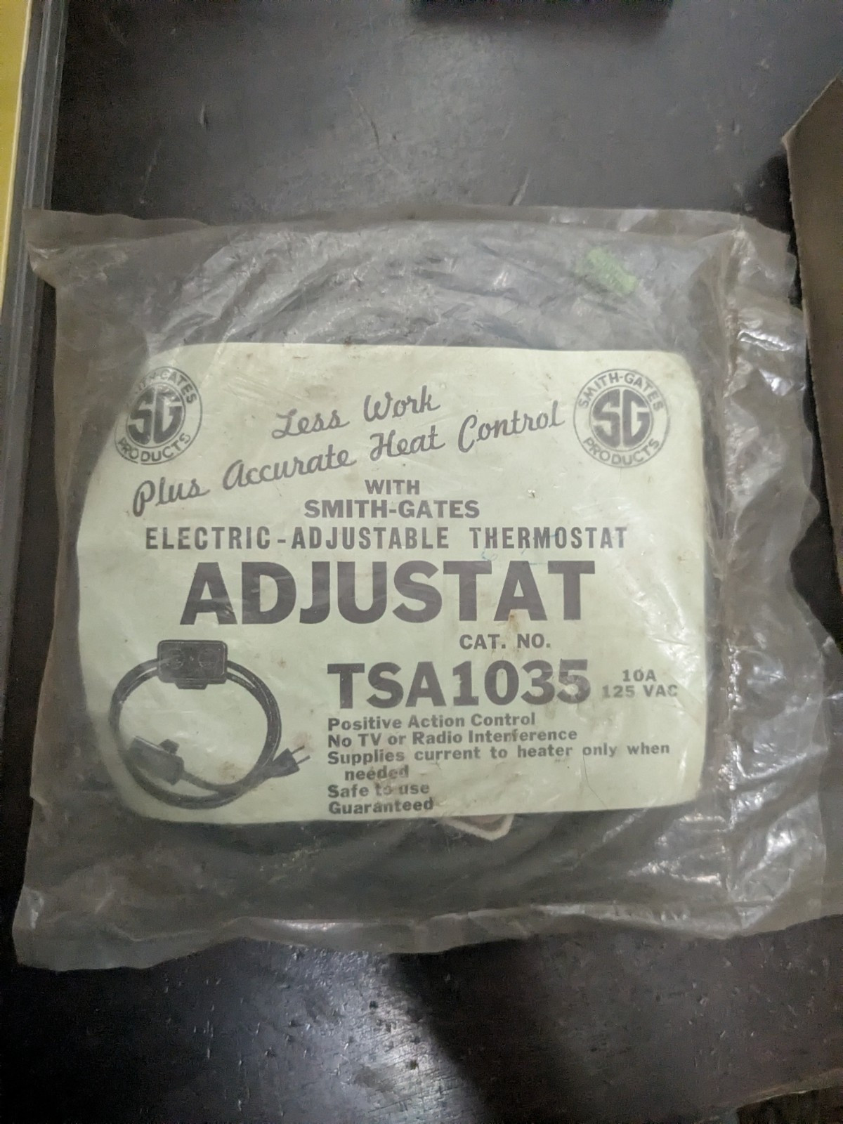 NEW IN BOX Smith Gates  Adjustat Controls Temperature Thermotape Soil Cables
