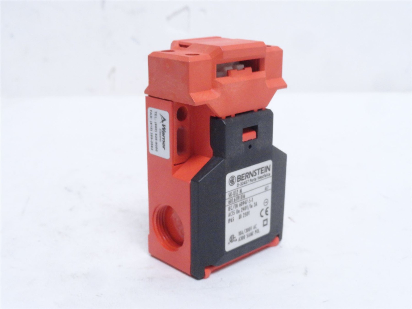 249093 New-No Box; Bernstein SK-UIZM Interlock Safety Switch; 3 Amps; 240VAC