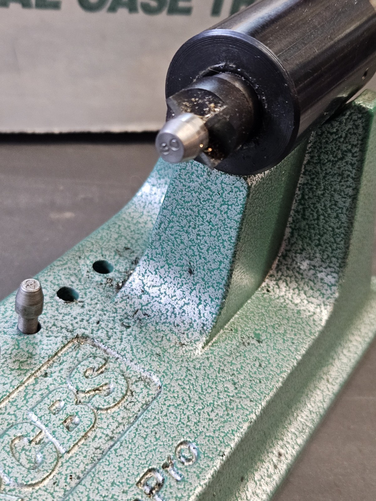 RCBS TrimPro Case Trimmer with Pilots & Deburring Tool Reloading