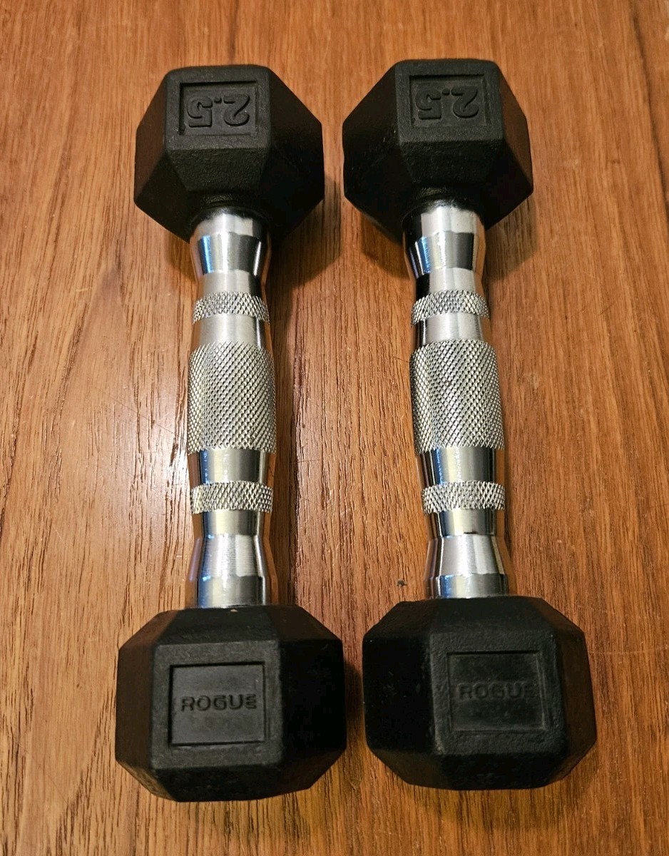 Pair of 2.5lb Rogue Fitness Rubber Hex Dumbbells, 5lbs total Ergo grip Chrome