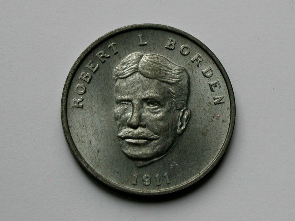 Robert Borden Canada Prime Minister (1911) Zinc Medal with Parliament Building