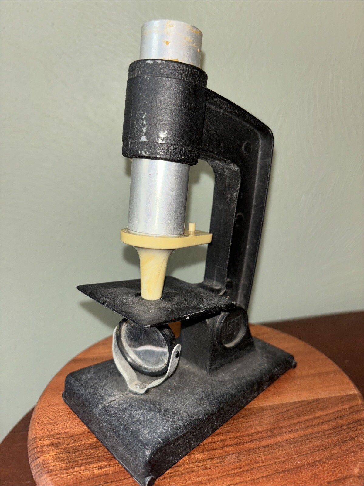 Vintage 1960’s A. C . Gilbert Microscope With Mirror P18D823
