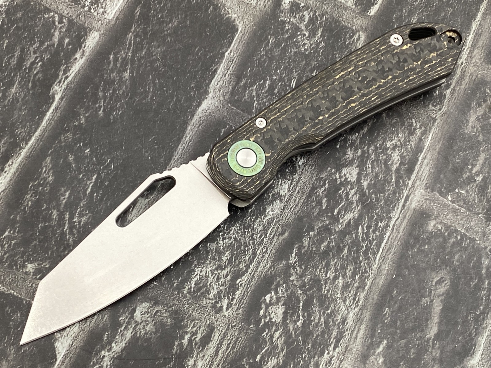TwoSun TS587-M390-CF-StoneWash Folding Knife Titanium/ CF Handle Pocket Knife