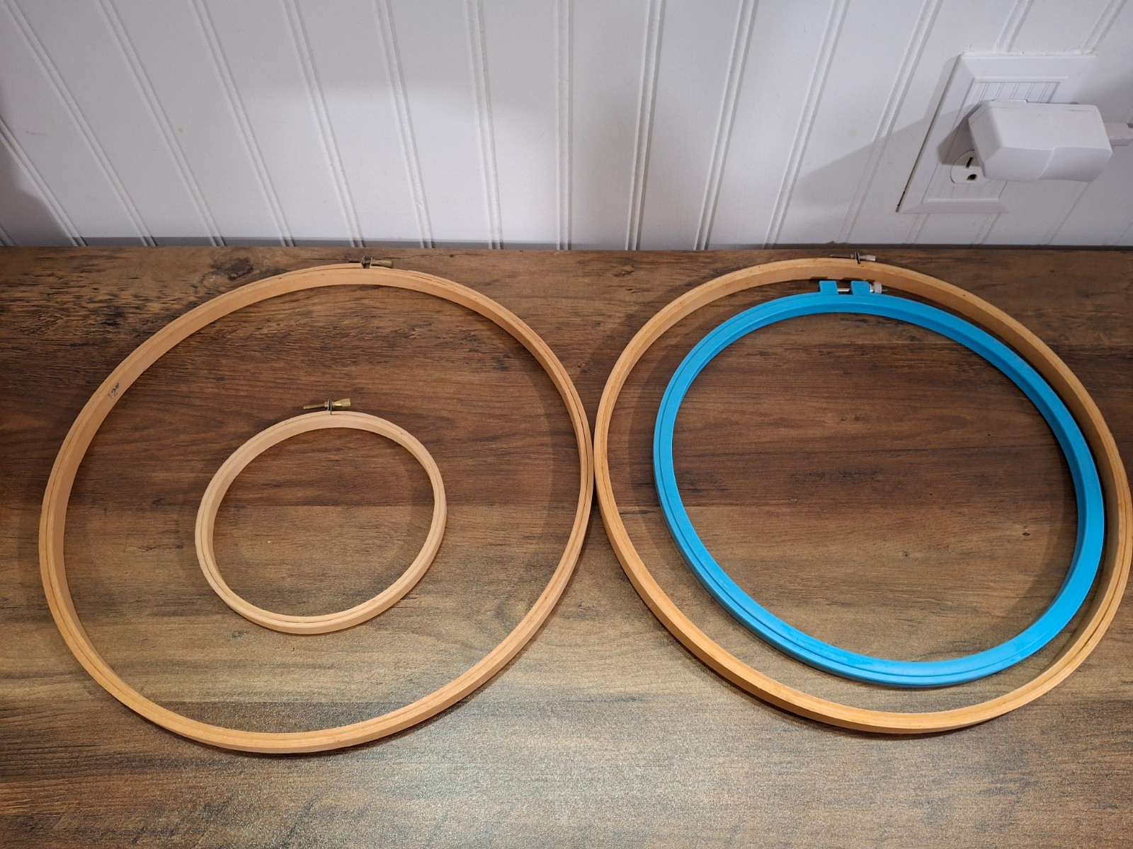 Lot of 4 Vintage Embroidery Hoops Wooden Plastic 12" 9" 5"