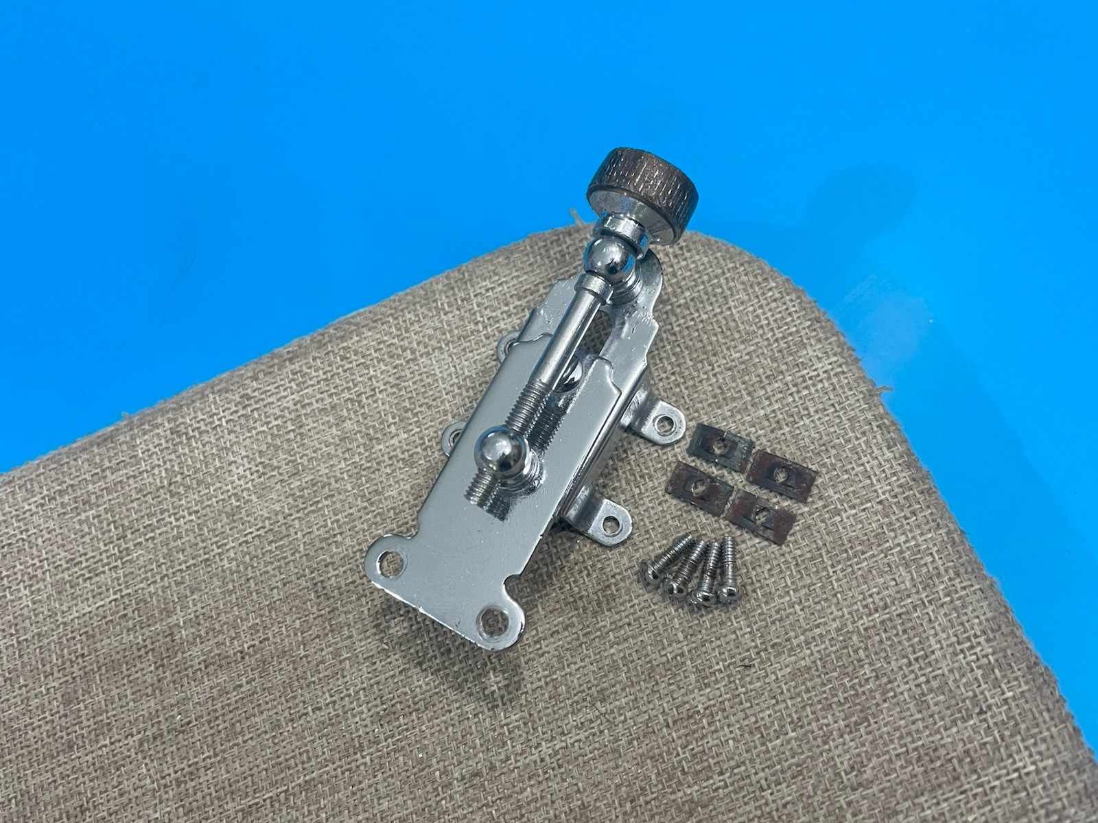 Gretsch 60s Vintage Round Badge Era Snare Drum 4 Point Strainer Butt with Screws