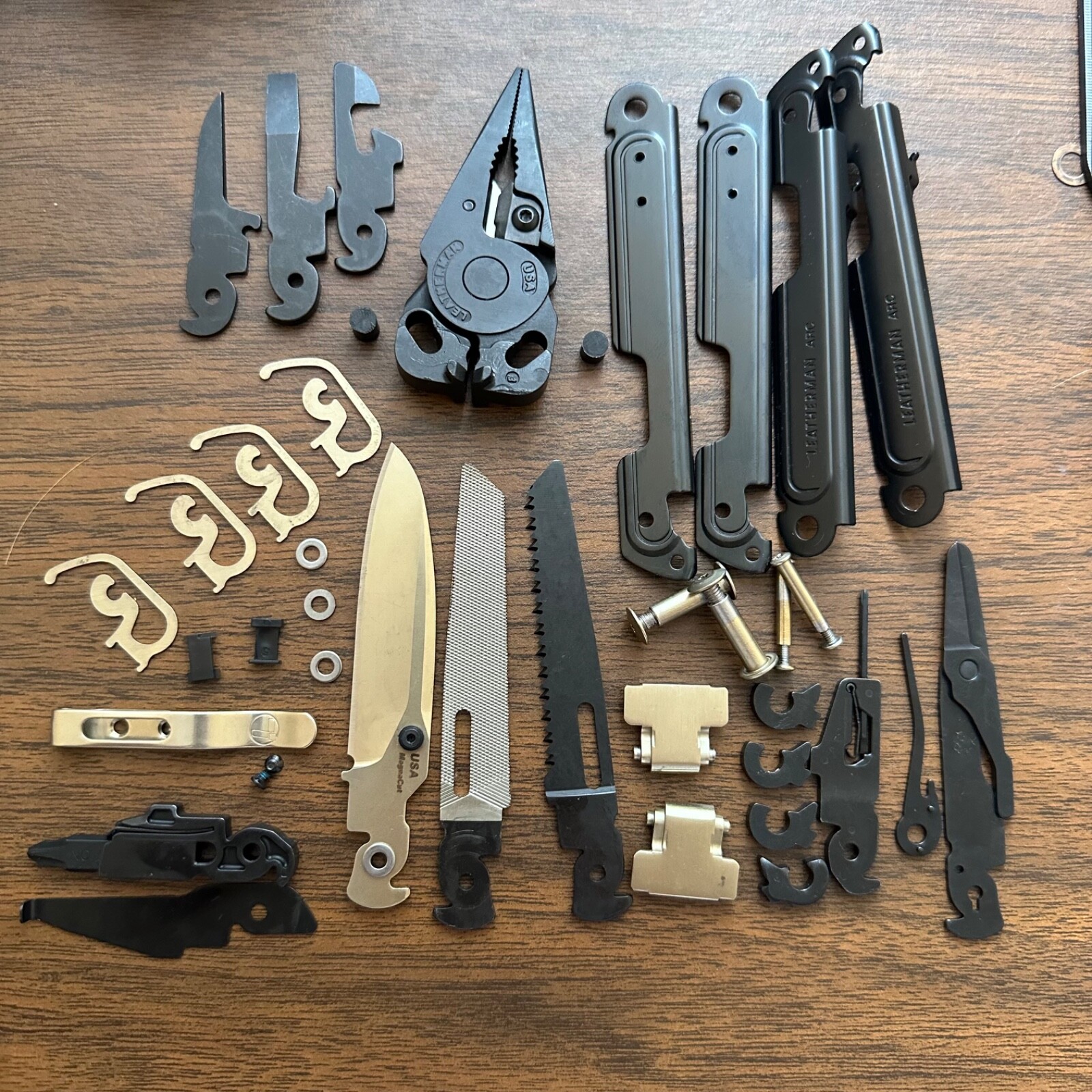 NEW Leatherman ARC OBSIDIAN Part: 1 Part for repairs or mods; Magnacut Blade; P4