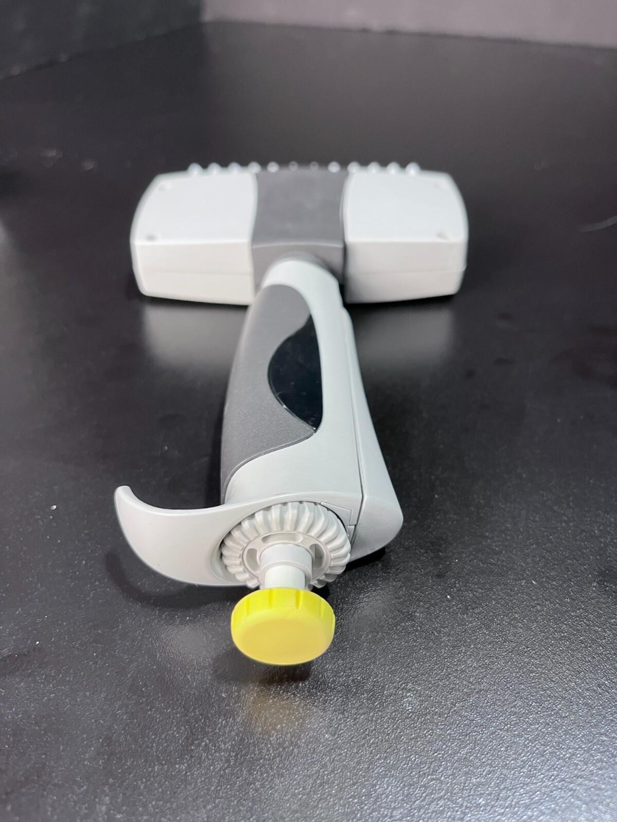 Finnpipette 12 Channel Pipette 50 ul Adjustable Volume