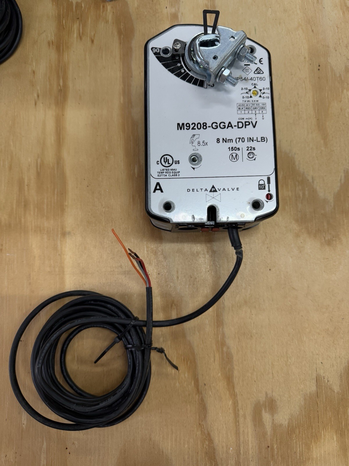 New JOHNSON CONTROLS / Delta M9208-GGA-2 / DPV ELEC MTR ACT, 70 IN-LB, 150 SEC