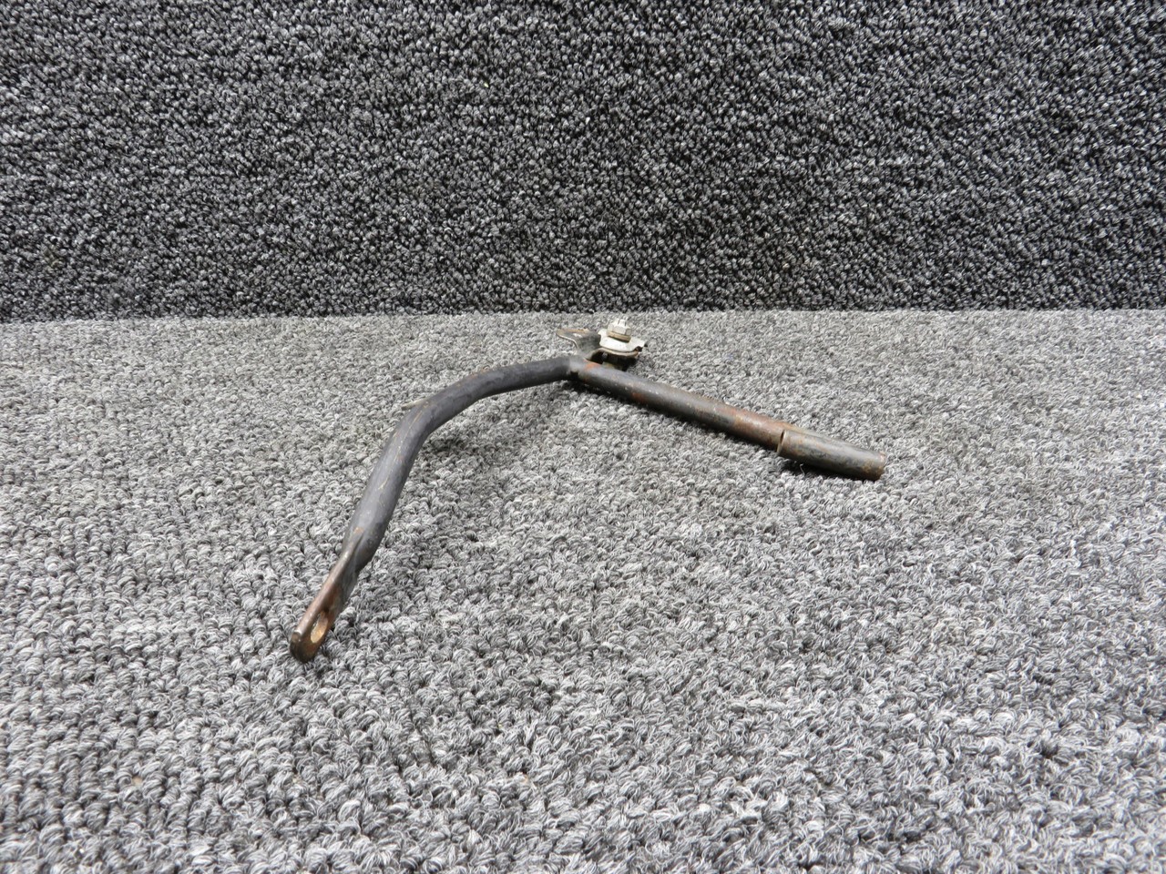 0551022-1 Cessna 172N Throttle Support Control Bracket