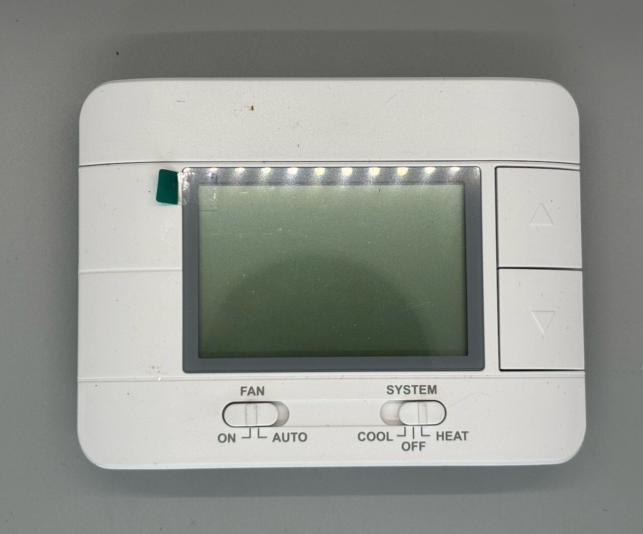 Non Programmable Thermostat for Home 1 Heat/ 1 Cool, with Room Temperature Parts
