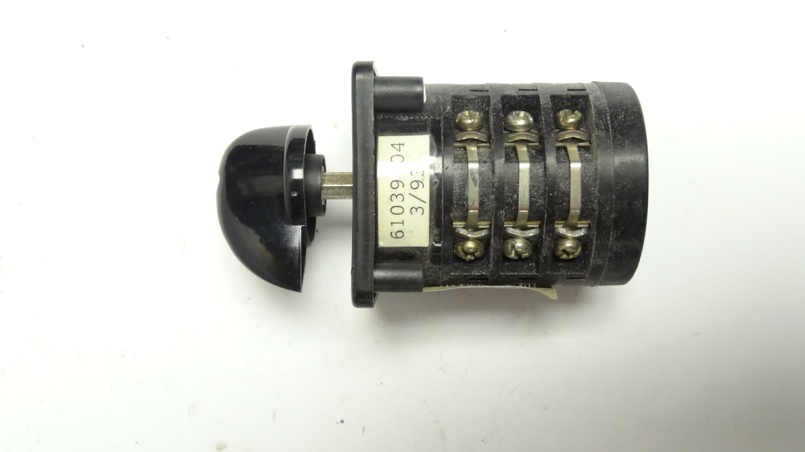 Salzer 61039-04 Rotary Selector Switch