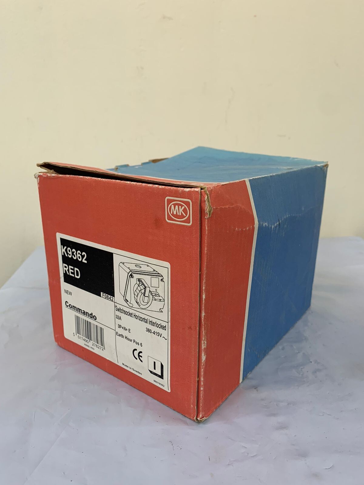 MK Electric / Switch Socket Horizontal Interlocked / K9362 RED / 32A | 380-415V