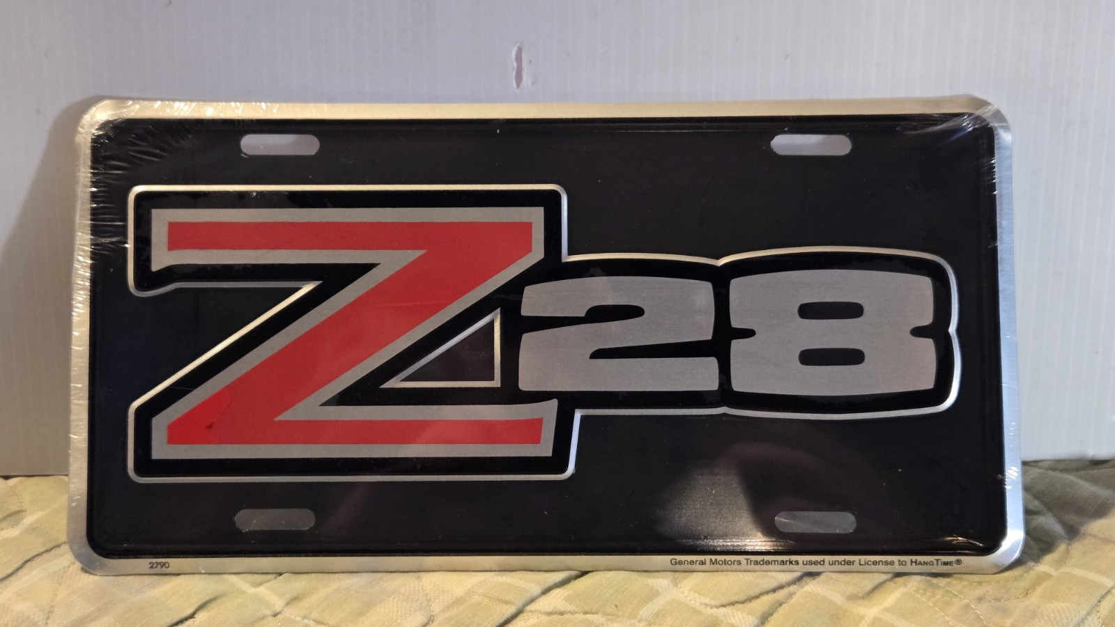 BLACK CAMARO Z28 LOGO STAMPED Metal License Plate AUTO TAG (NEW)