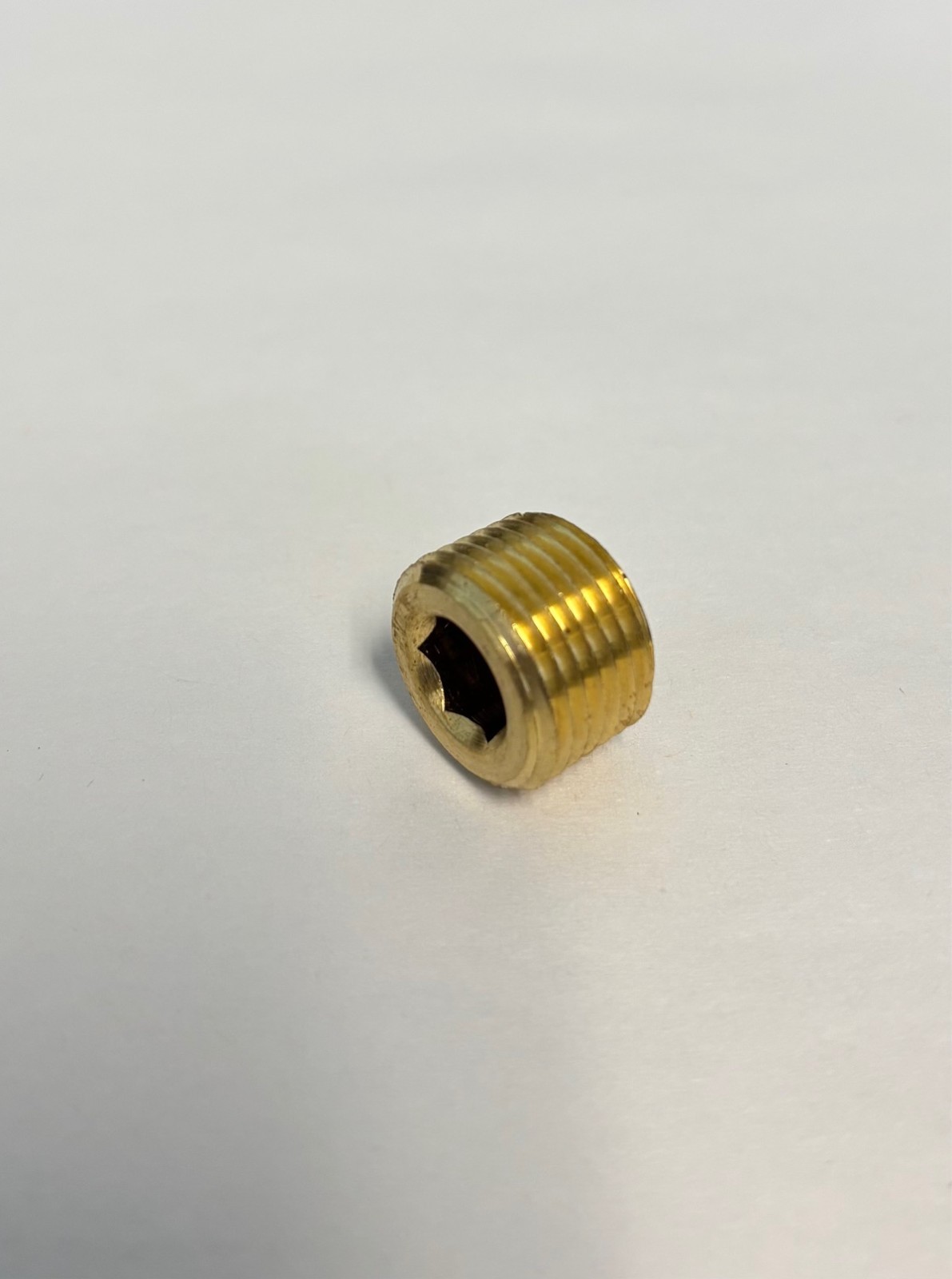 3/8 MNPT Countersink Hex Plug, Brass - BFCC-095