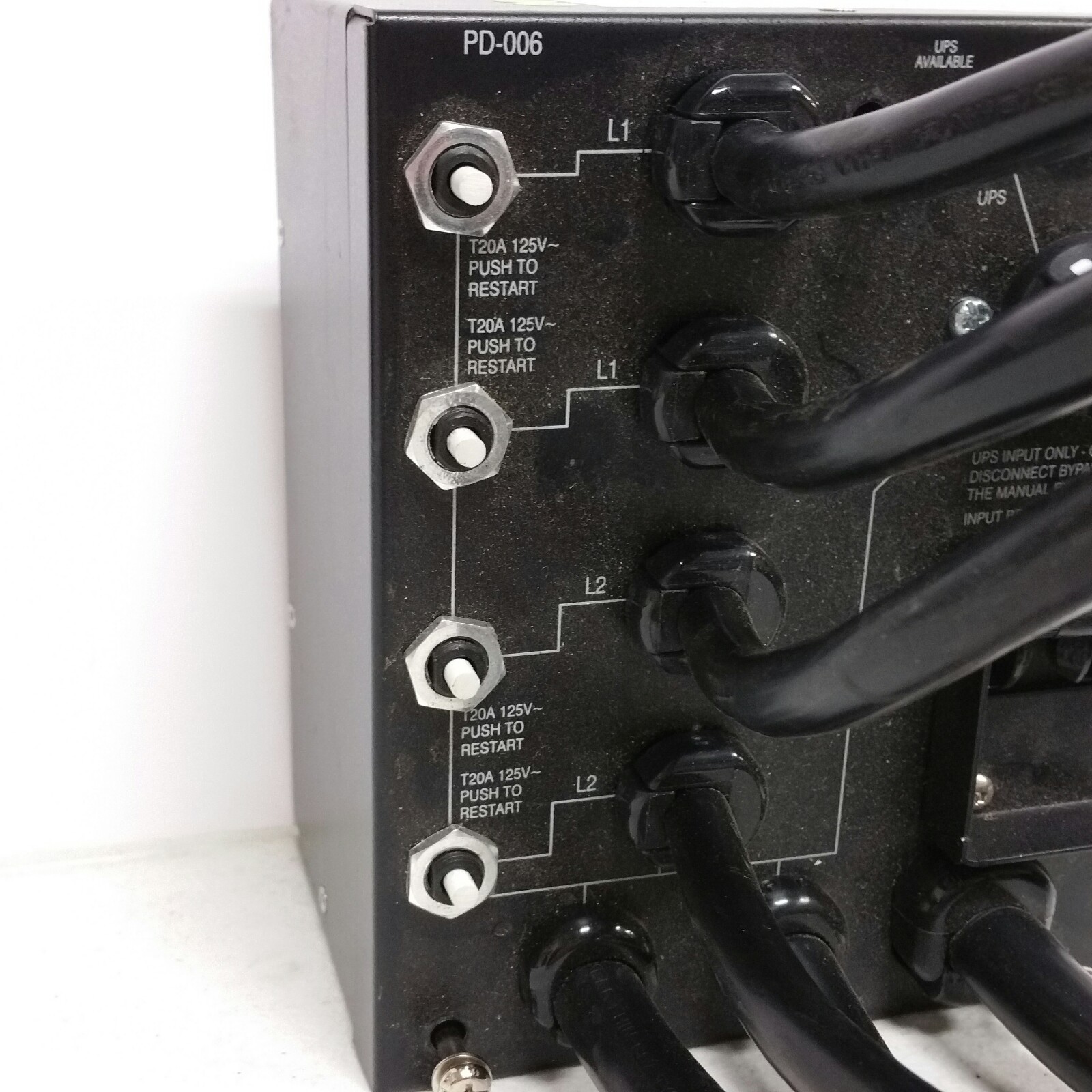 PD-006 UPS Maintenance Bypass Switch Box w/Circuit Breakers / Input breaker