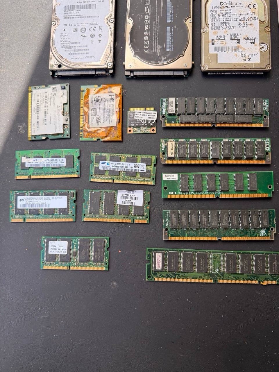 Vintage Laptop & Computer Parts Lot + HDD/RAM – Untested