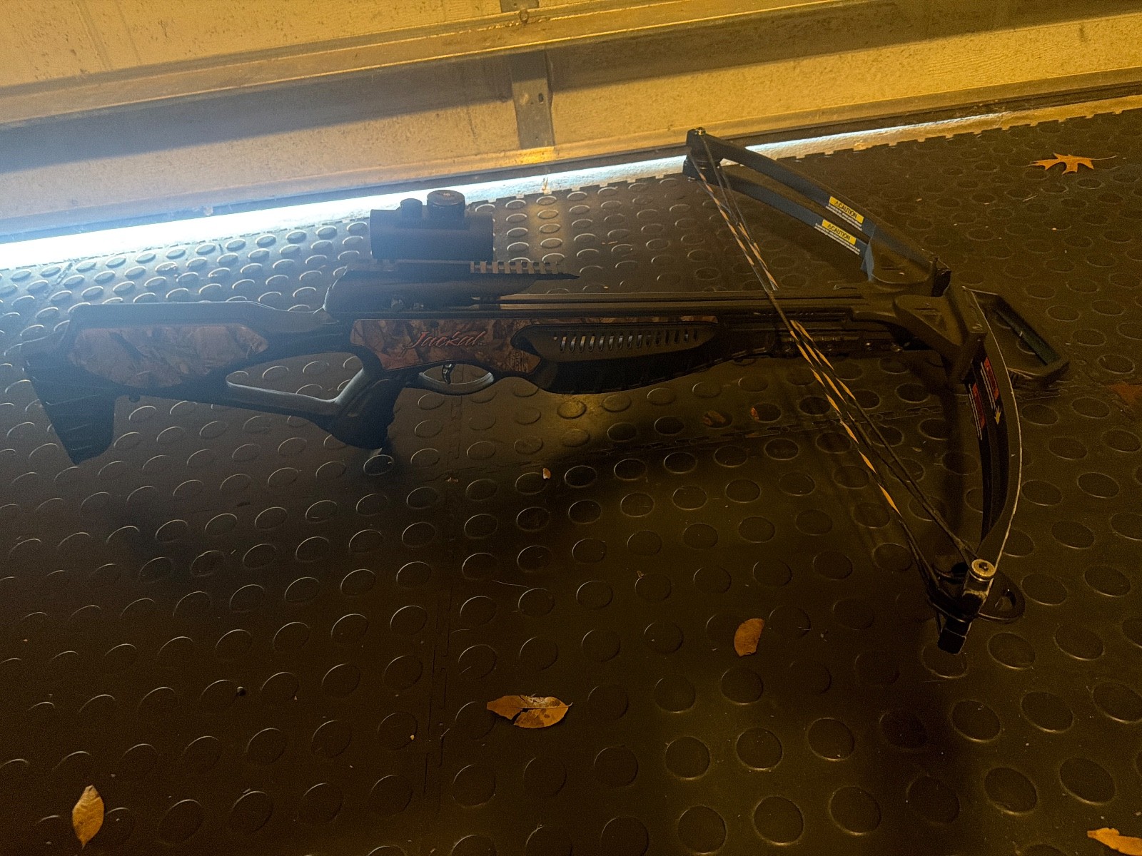 Barnett Jackal Crossbow