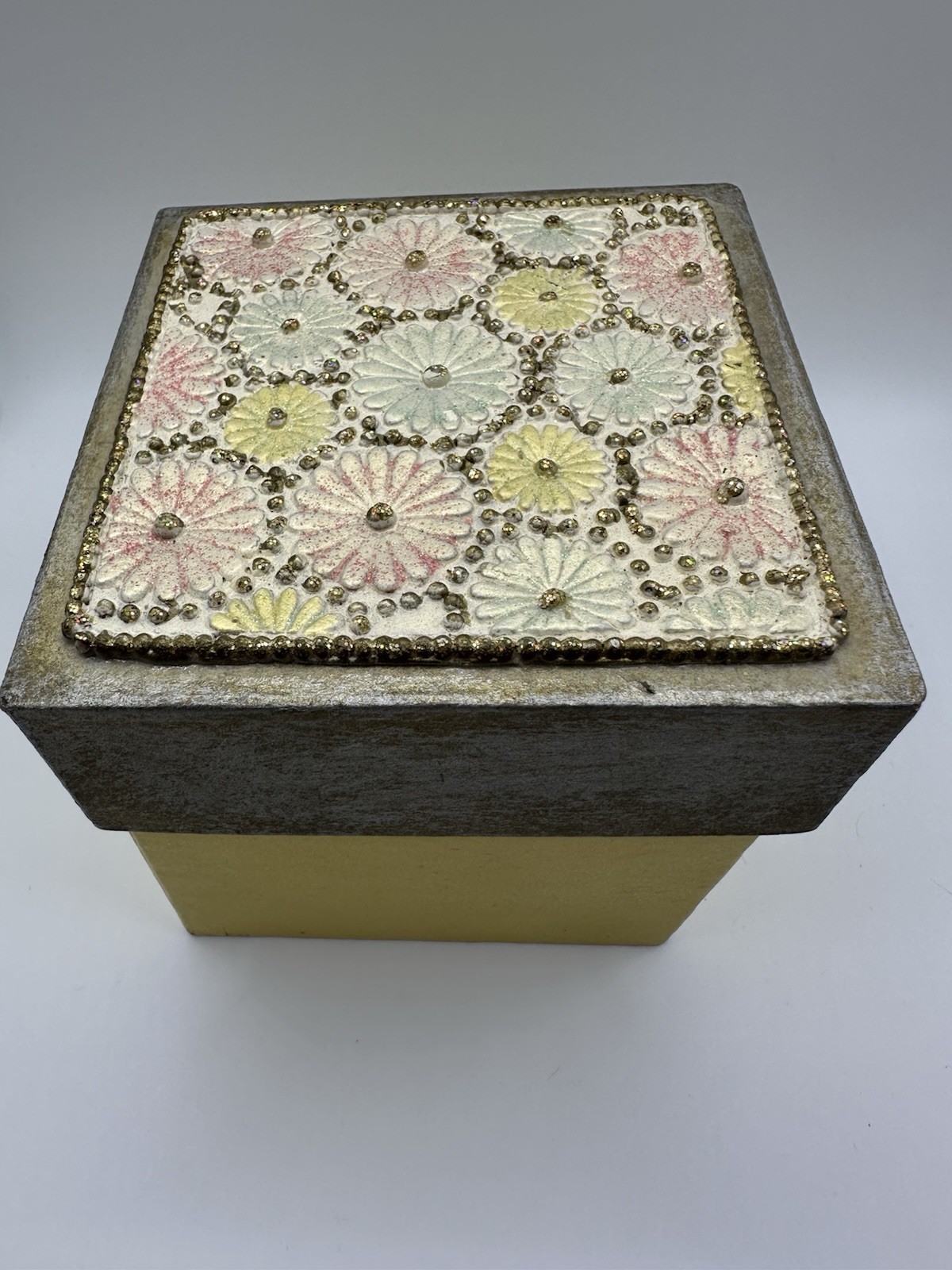 Vintage Jeweled Decorated Keepsake Paper Box Yellow Pink 4” EUC