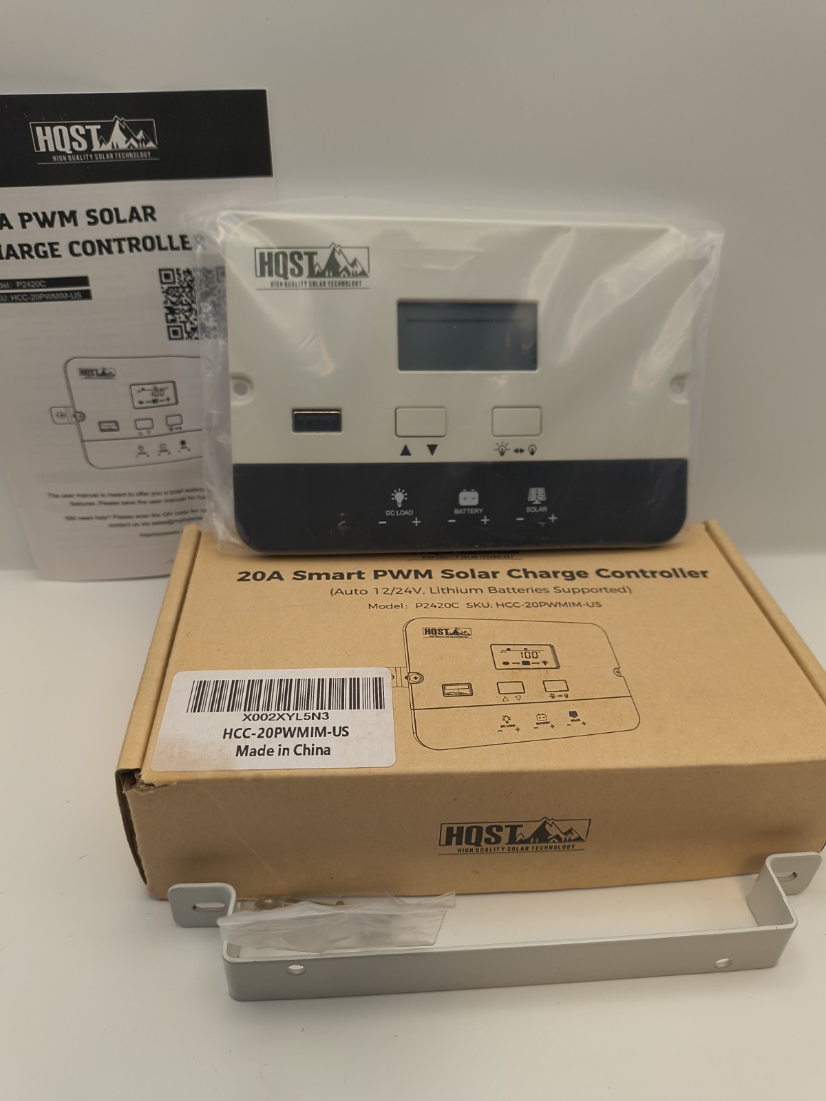 HQST 20A PWM Flush Mount Charge Controller w/ LCD Display Smart Solar Charge Con