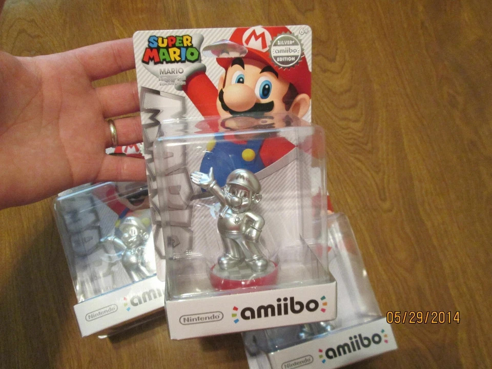 SUPER MARIO SILVER AMIIBO US EDITION Nintendo Wii U 3DS SWITCH NEW FACTORY SEALE