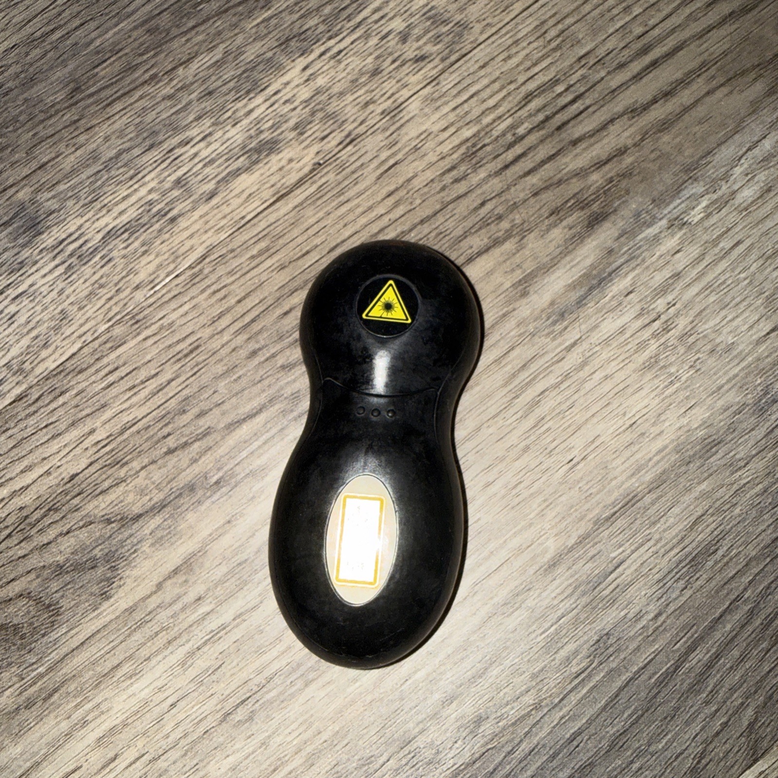 Kensington K33374USB Wireless Presenter with Red Laser