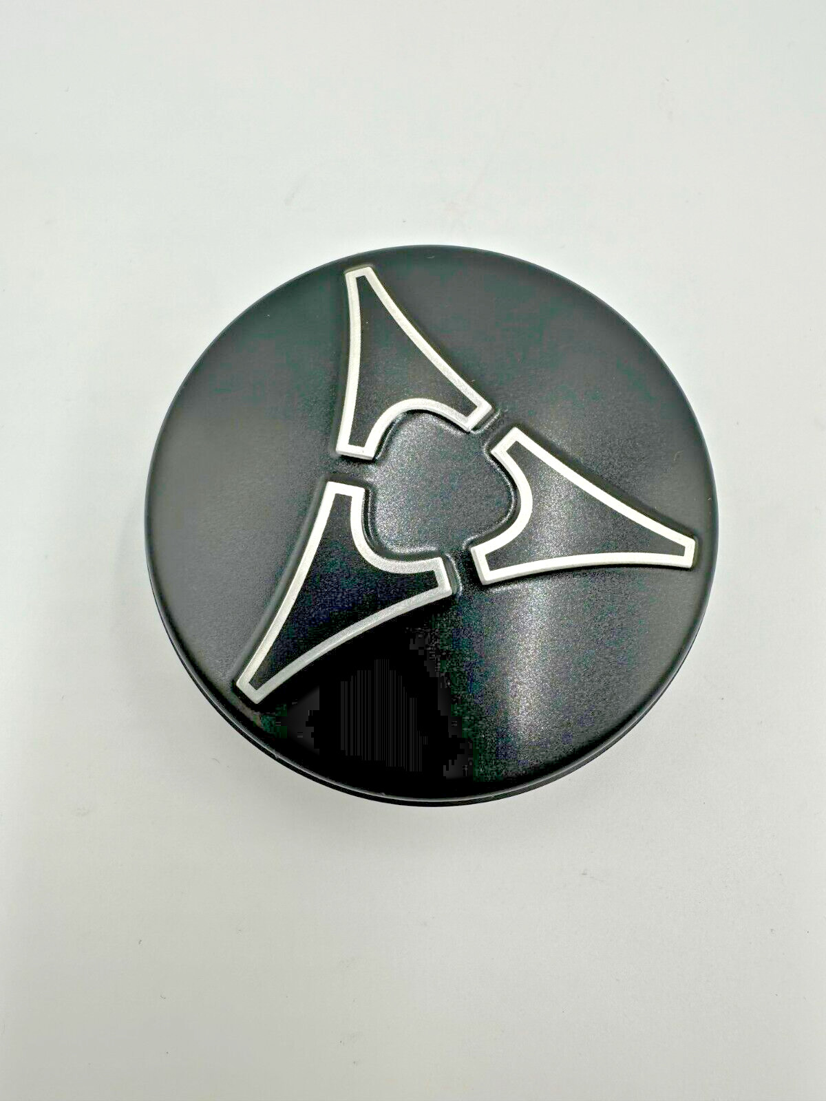 05-25 Dodge Challenger Charger Magnum 300 Wheel Center Caps Set 4 Fratzog Mopar