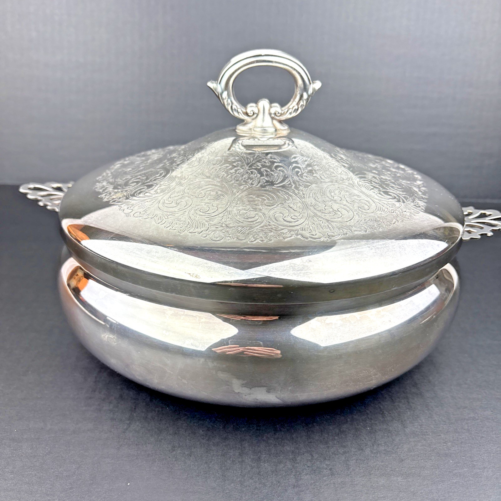 Vintage Sheffield Silverplated Serving Bowl With Lid Beautiful Piece ~Ships FREE