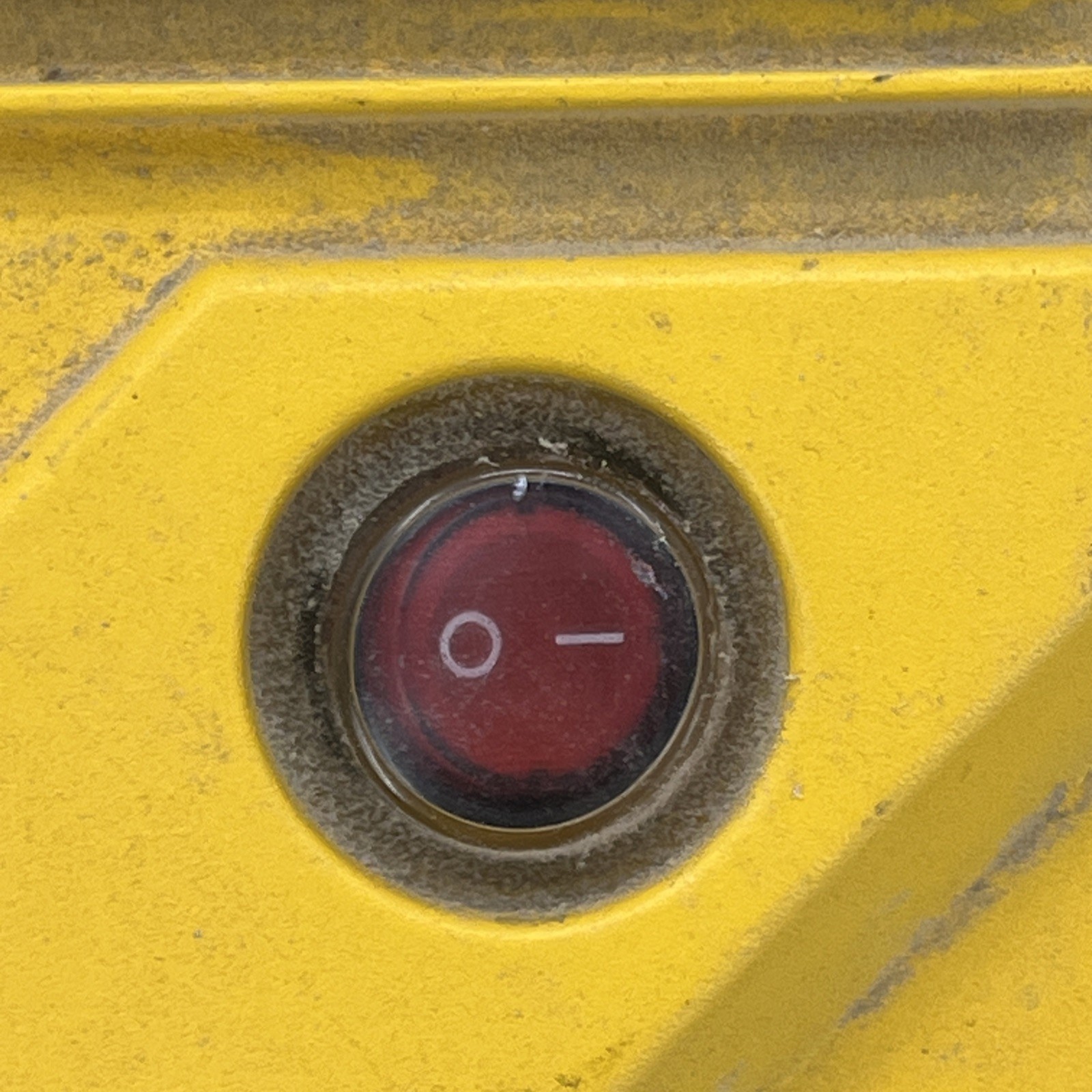 Intertek Portable Work Light, Model 6335, 120 Vac, 60 Hz, 45 W. {LL}.