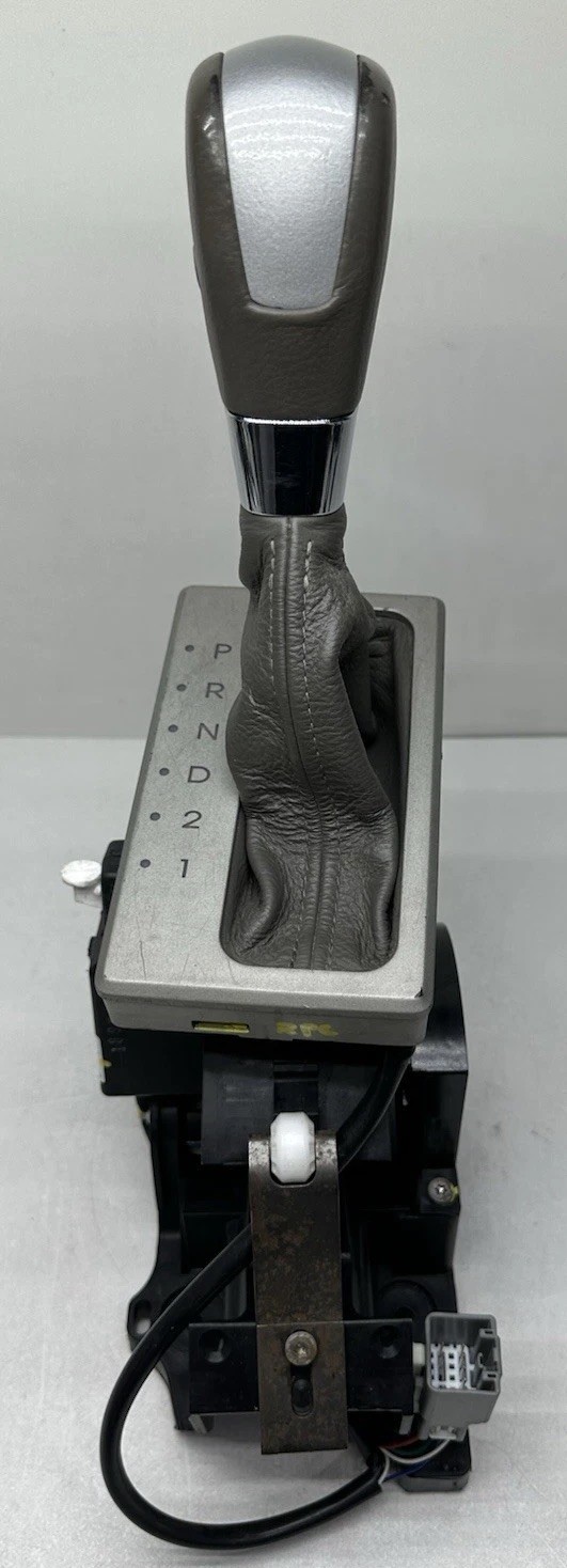 2003-2004 Lincoln Navigator Automatic Floor Shifter Gear Selector Assembly OEM