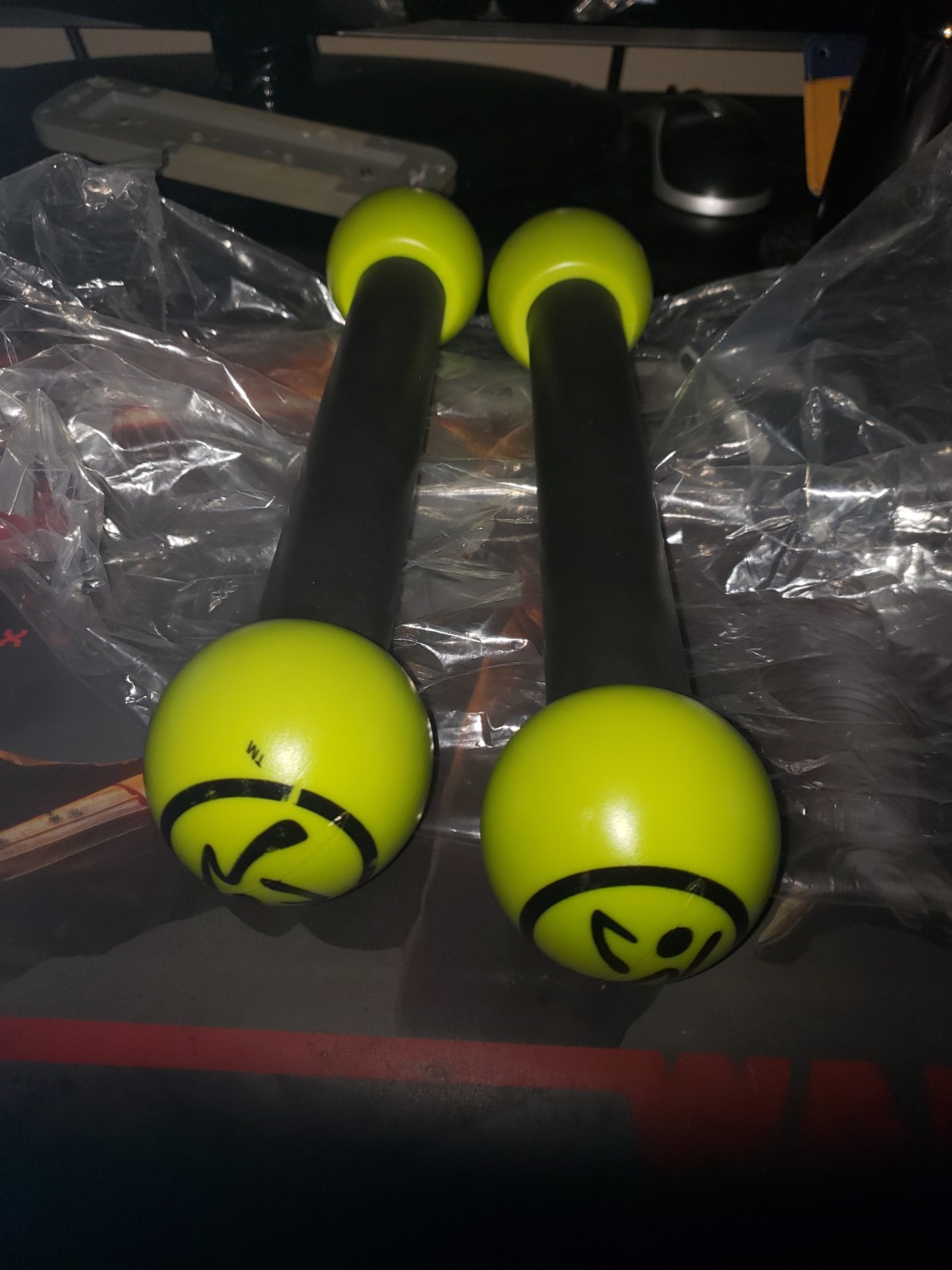 Zumba Toning Sticks Set of 2 Yellow Shaker Workout Weights 1LB x 2, 11" clean
