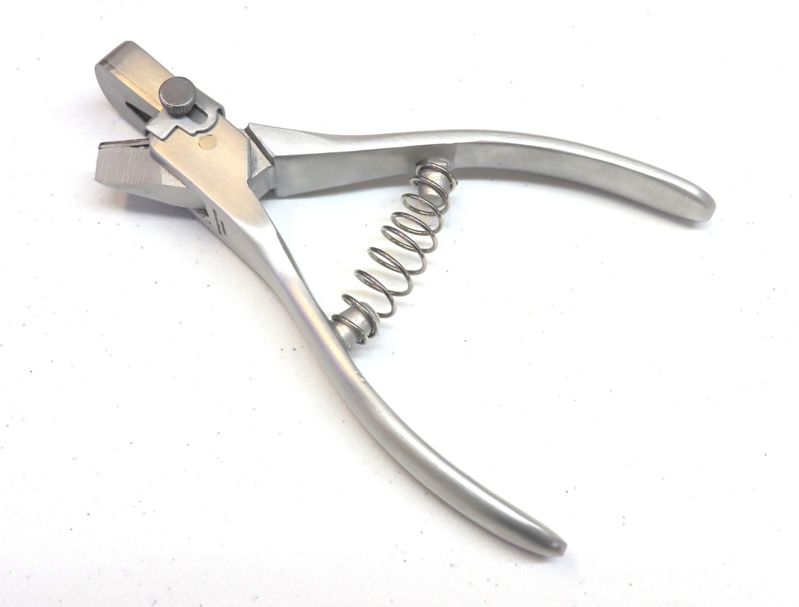Livestock Large Aluminum  V-Notch Ear Notcher 9.5" with Adjustable Depth Gauge