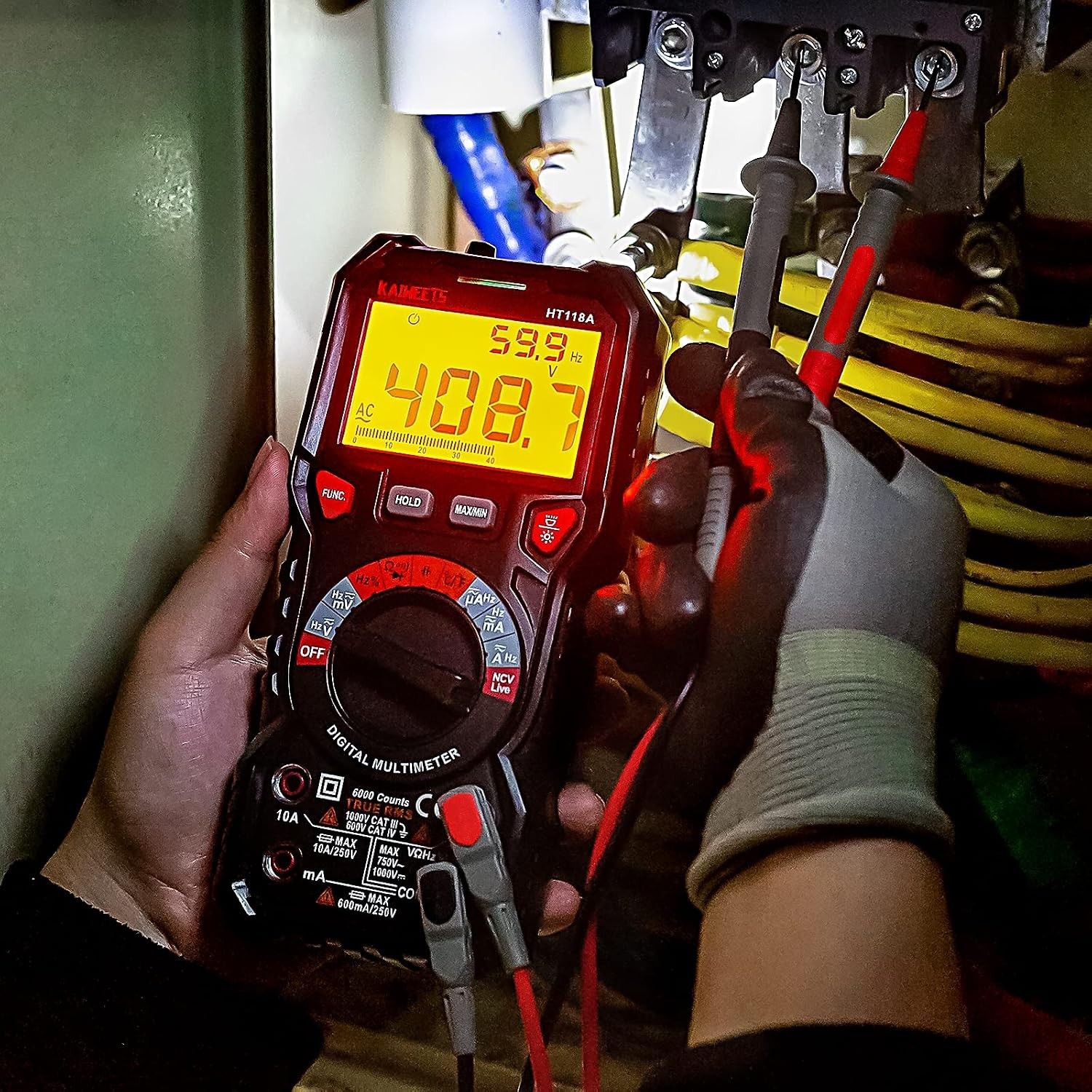 Compact Auto-Ranging Multimeter with LCD Display for Reliable Voltage & Current