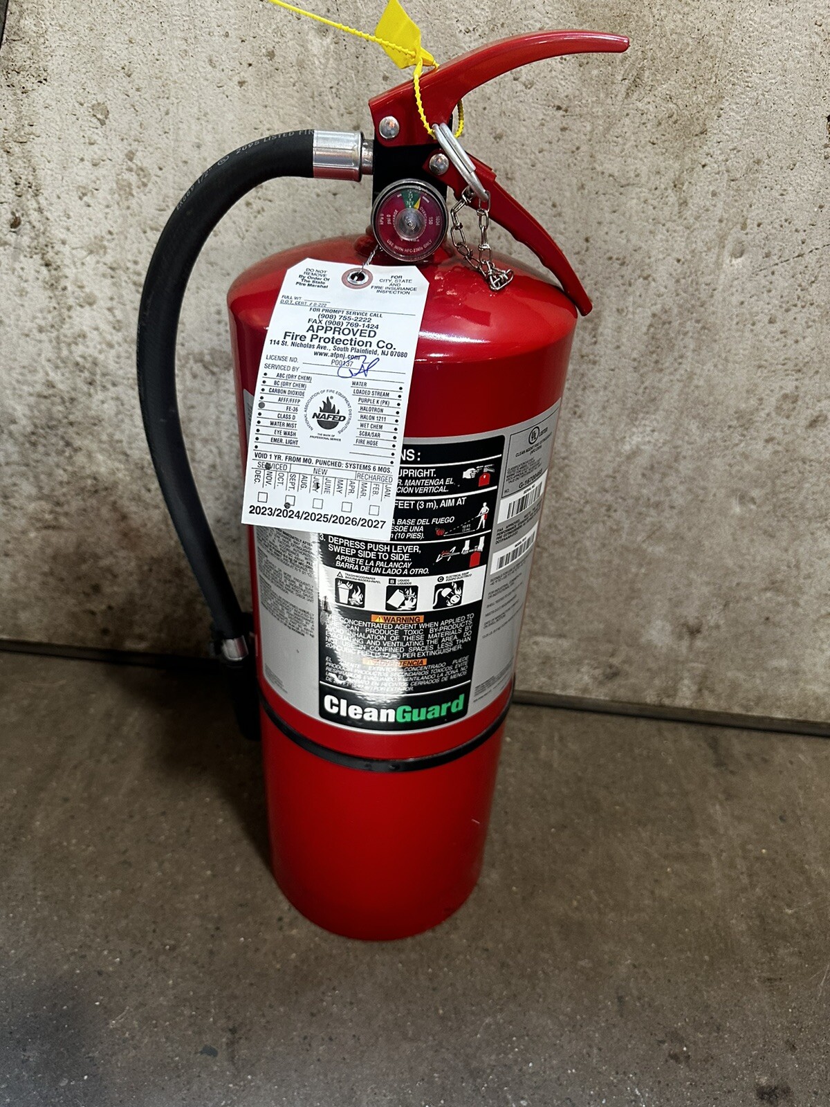 ansul fire extinguisher FE36 CLEANGUARD 13.5 Sensitive Electronics Extinguisher