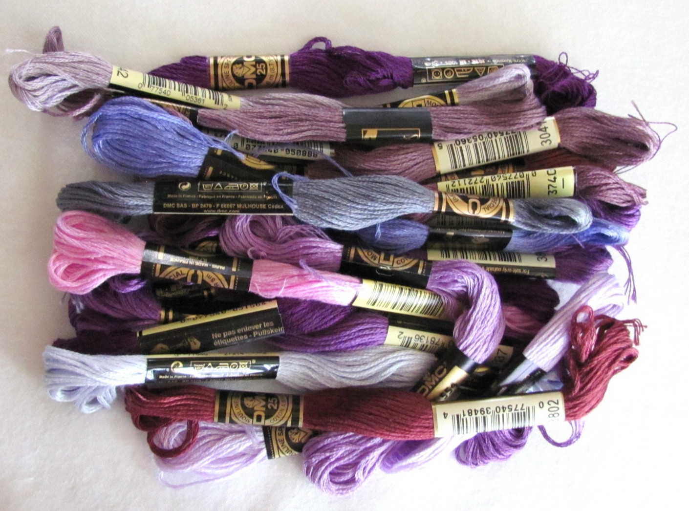 DMC Embroidery Floss Thread 100% Cotton 6 Strands 300+ Skeins (full & partial)