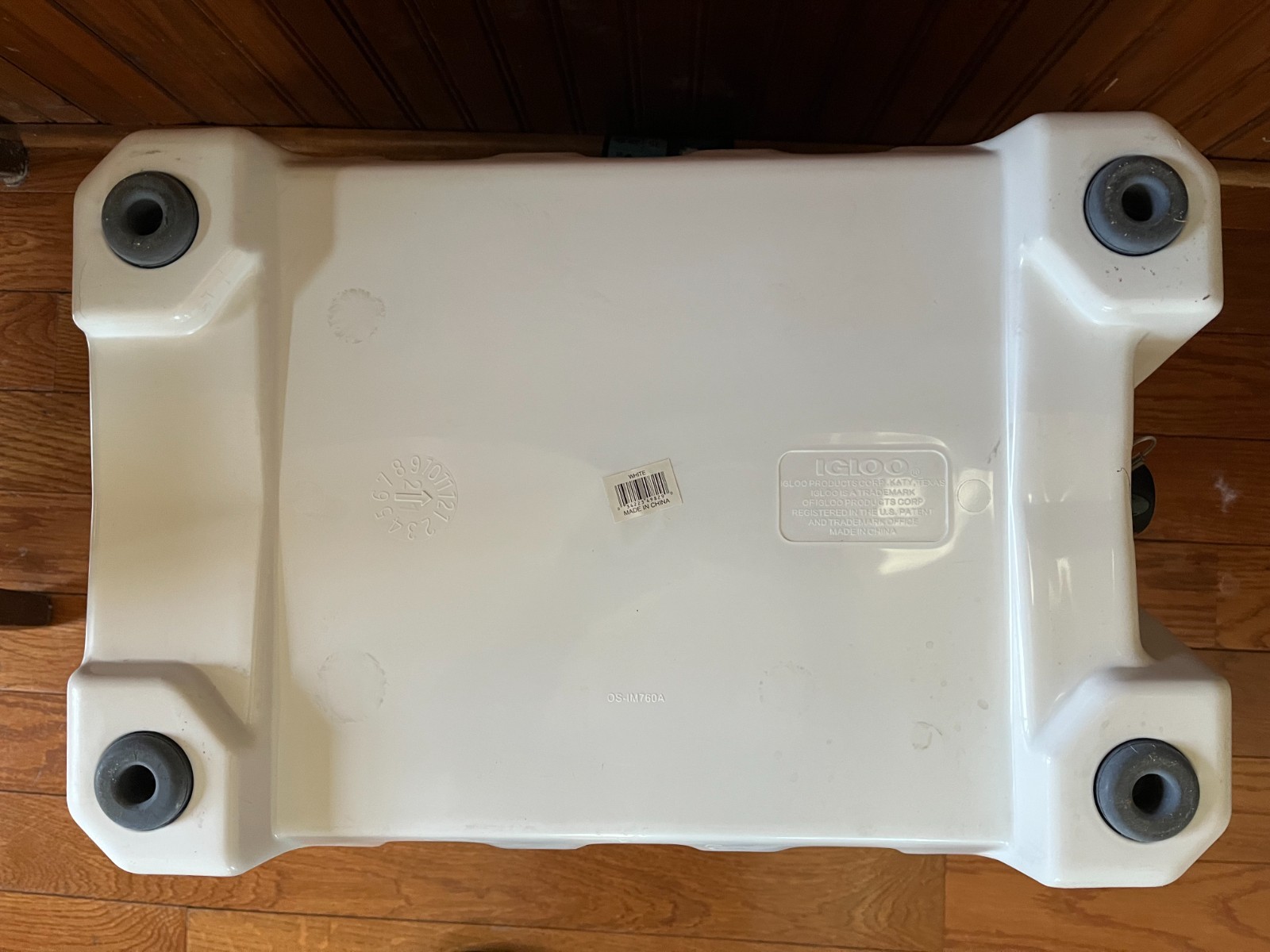 NEW IGLOO IMX 24 QT WHITE COOLER