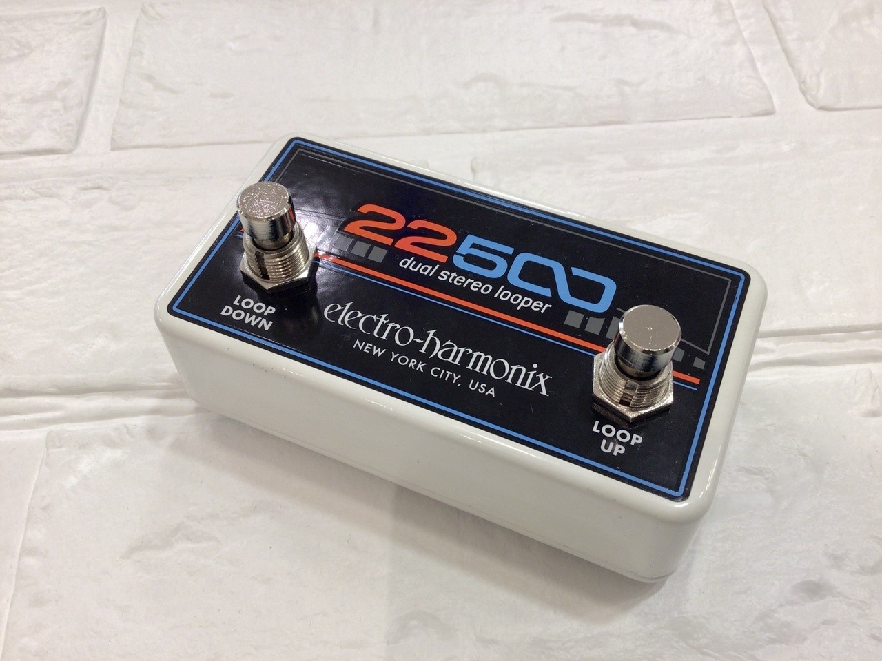 Electro-Harmonix 22500 Foot Controller for Dual Stereo Looper, External Switch