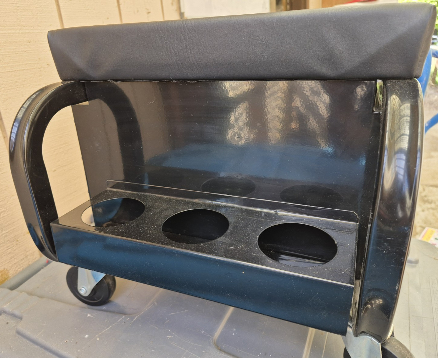 Performance Roller Seat With 3 Drawers PD2016A
