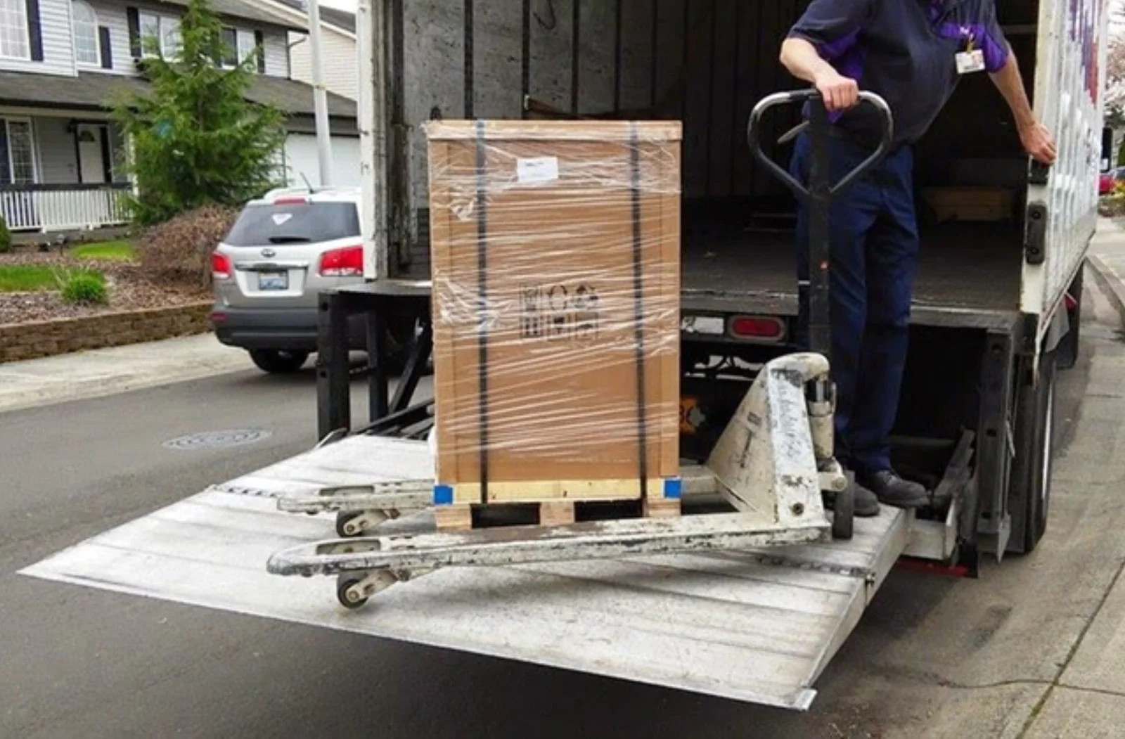 Smith Auto Residential Delivery Service Fee (Lift Gate Delivery Service)