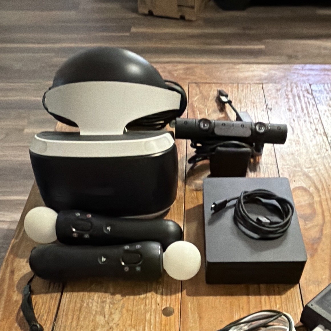 Sony PlayStation VR PSVR Headset Bundle Camera Processor Unit 2 Move Controllers