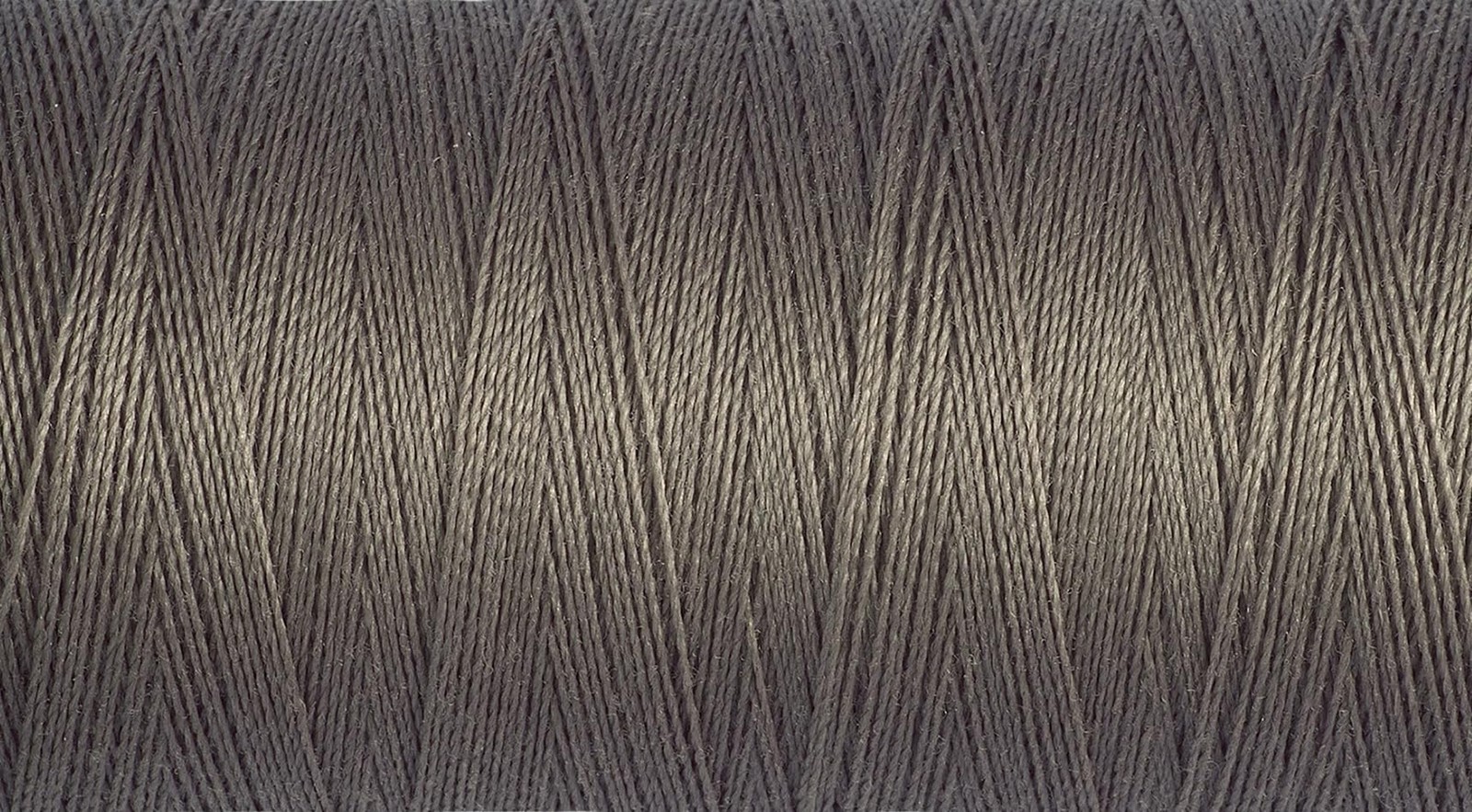 Gutermann Sew All Polyester Thread, 250Mtr, Flint (0669), 5.5 x 2.7 x 2.7 cm