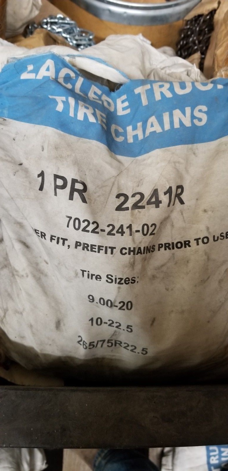 LACLEDE TRUCK TIRE CHAINS  1 PAIR  2241R