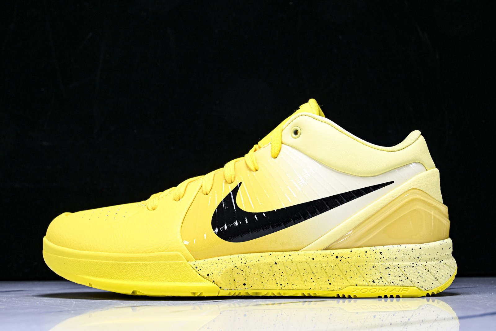 N K Kobe 4 Protro “CHBL” （2025）IH0587-700 Men's Size 7-12