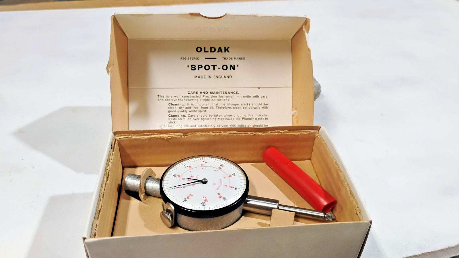 OLDAK PRECISION DIAL INDICATOR ,.001'' MODEL ALS 18 MADE IN ENGLAND