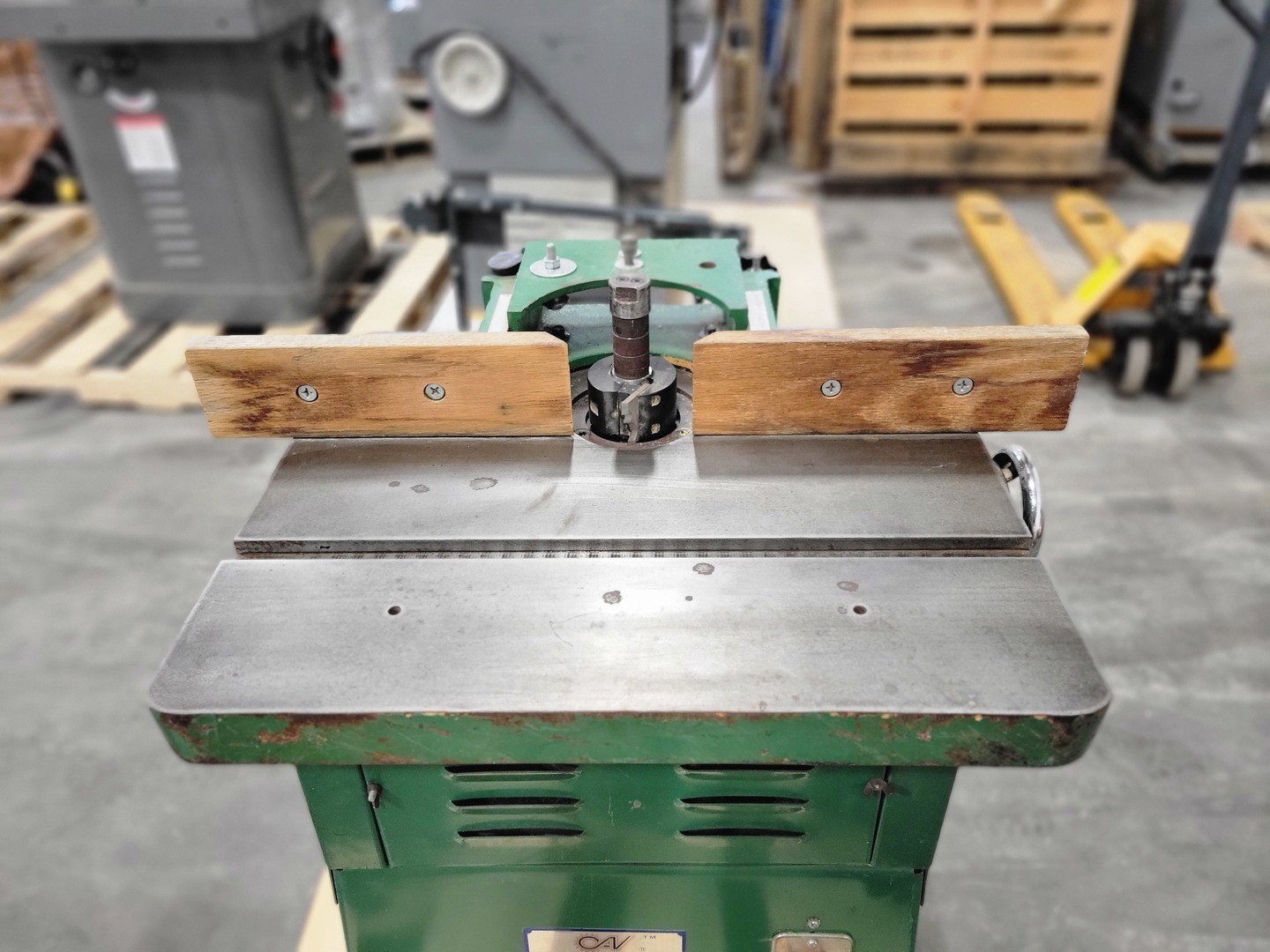 CAV SP-1218A 1 hp, 20" x 10.5" Shaper