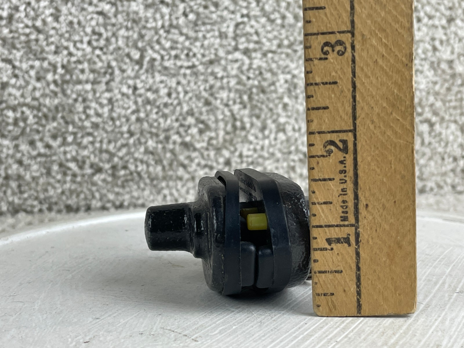 Master Lock Co Firearm Safety Keyed Trigger Lock w/ Key USA Black