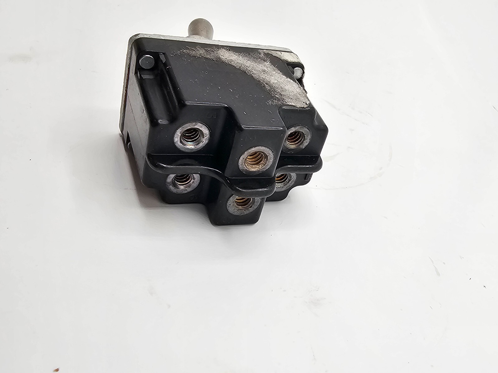 Sage TL Series 6-Pole Toggle Switch On/MOM/On Switch 2TL1-8