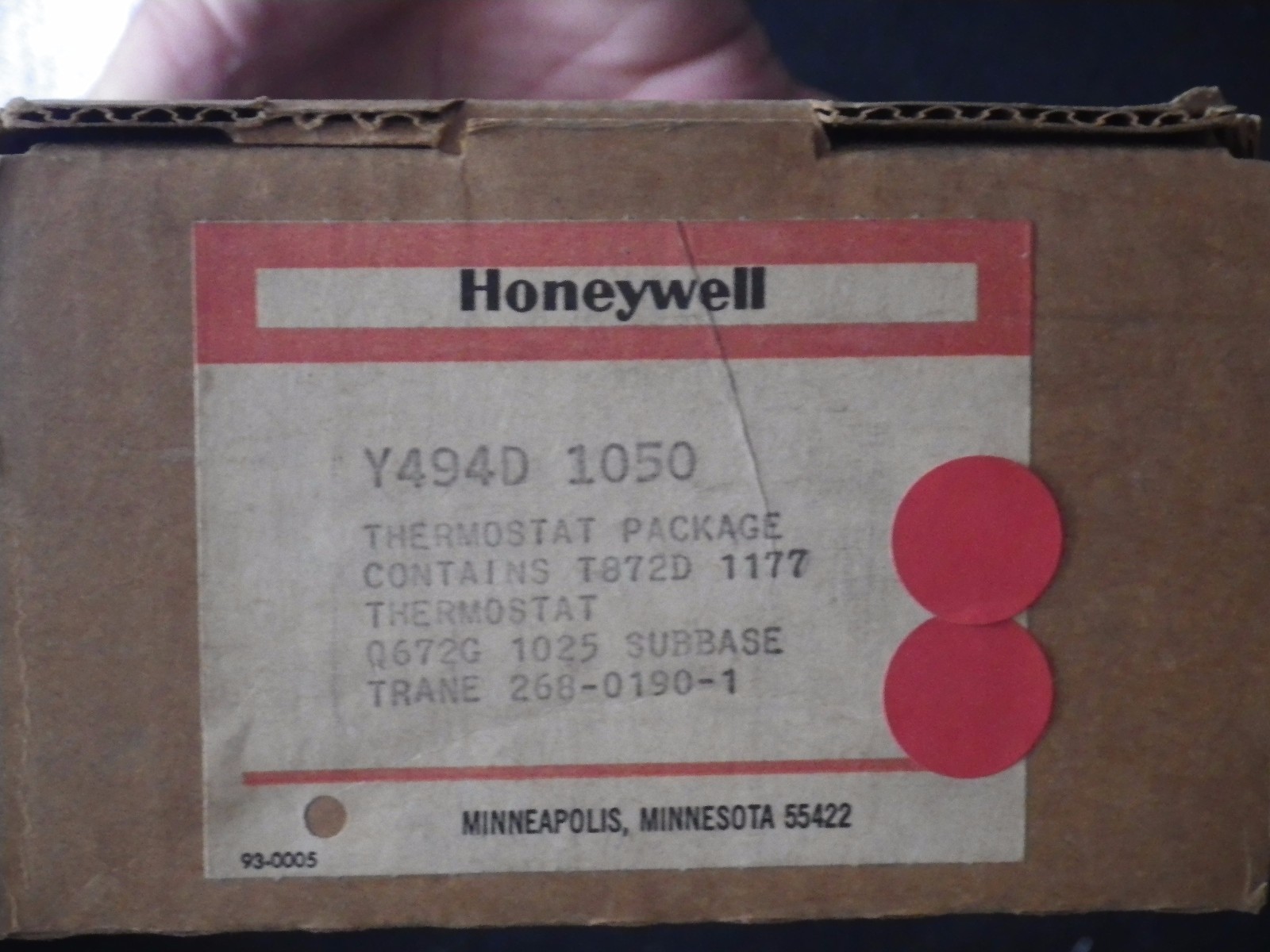 HONEYWELL Y 494 D 1050 THERMOSTAT PACKAGE CONTAINS T872D 1177 THERMOSTAT NEW