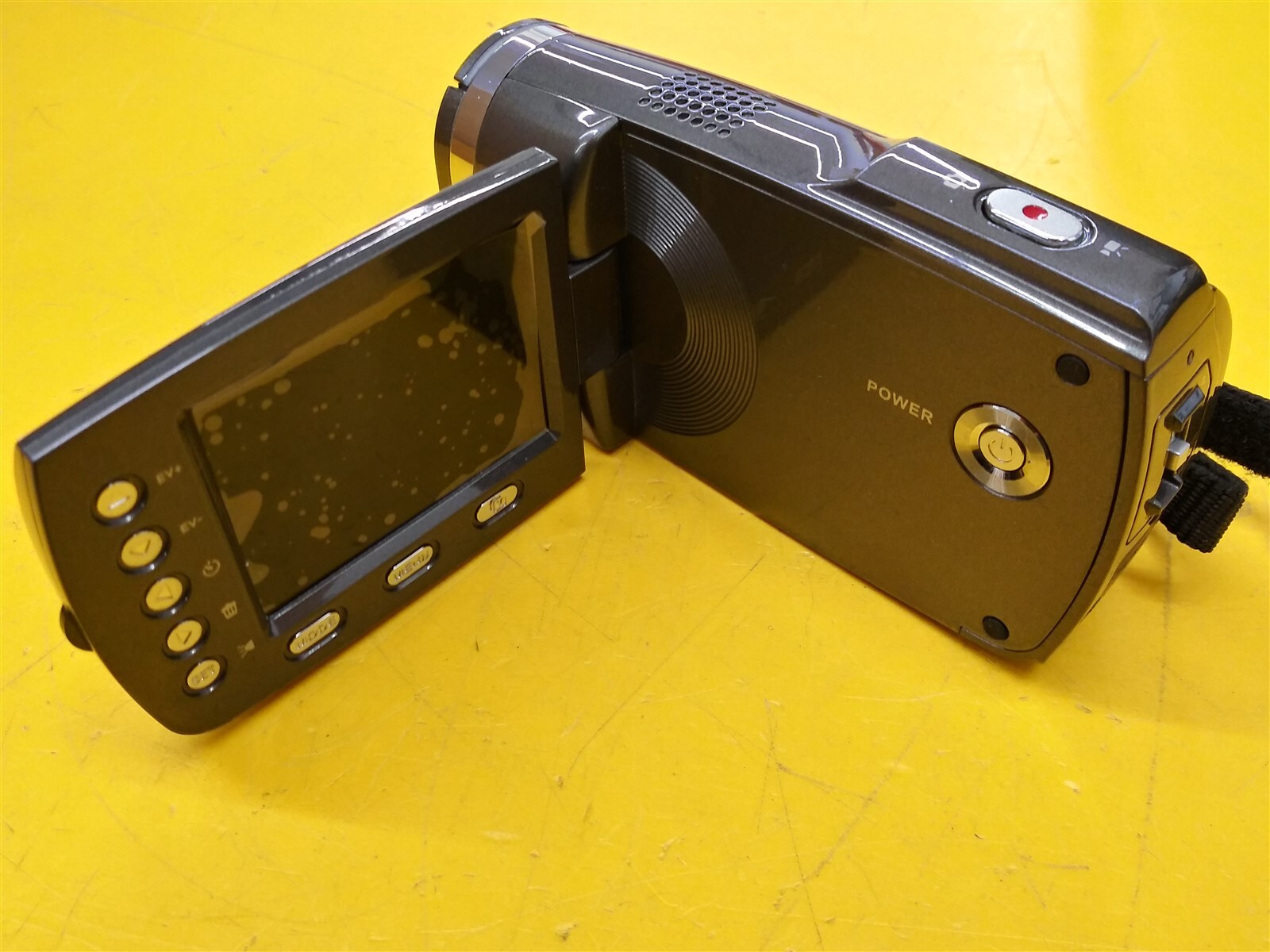 ⭐️⭐️⭐️⭐️⭐️ Vivitar DVR 945HD Digital Handheld Video Camcorder Black w Case
