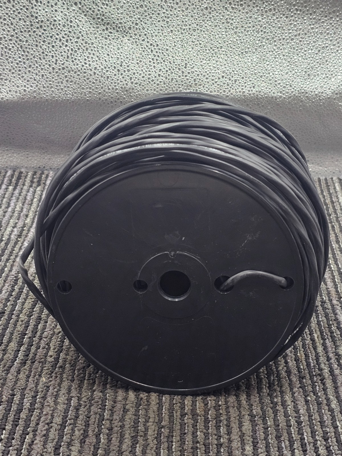 BELDEN 6300FE SHIELDED CABLE BLACK 400FT LONG WIRE SPOOL PE061795